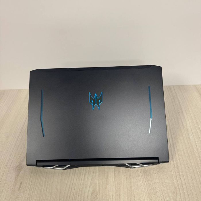 Ігровий ноутбук Acer Predator Helios 300 PH315-54 / 15.6" (1920x1080) IPS / Intel Core i9-11900H (8 (16) ядер по 2,5 - 4,9 ГГц) / 16 ГБ DDR4 / 512 ГБ SSD NVMe / nVidia GeForce RTX 3060, 6 ГБ GDDR6, 192-bit / WebCam б/в - зображення 3