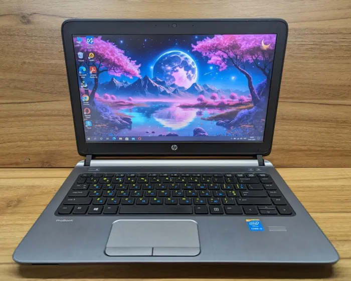 Ультрабук HP ProBook 430 G2 / 13.3" (1366x768) TN / Intel Core i3-5010U (2 (4) ядра по 2.1 GHz) / 8 GB DDR3 / 256 GB SSD / Intel HD Graphics 5500 / Windows 10 б/в - зображення 2