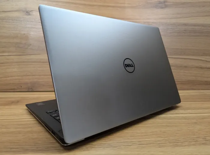 Ультрабук Dell XPS 13 9343 / 13.3" (1920x1080) IPS / Intel Core i5-5200U (2 (4) ядра по 2.2 - 2.7 GHz) / 8 GB DDR3 / 240 GB SSD / Intel HD Graphics 5500 / WebCam / Windows 10 б/в - зображення 7