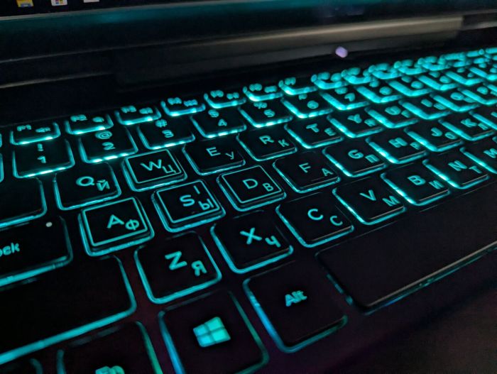 Ігровий ноутбук Dell G7 7790 / 17.3" (1920x1080) IPS / Intel Core i7-9750H (6 (12) ядер по 2.6 - 4.5 GHz) / 16 GB DDR4 / 512 GB SSD / nVidia GeForce GTX 1660 Ti, 6 GB GDDR6, 192-bit / WebCam / Windows 10 б/в - зображення 6