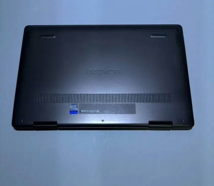 Ноутбук-трансформер Dell Inspiron 7586 2 in 1 / 15.6" (3840x2160) IPS Touch / Intel Core i7-8565U (4 (8) ядра по 1.8 - 4.6 GHz) / 16 GB DDR4 / 512 GB SSD / nVidia GeForce MX 150, 2 GB GDDR5, 64-bit / WebCam / HDMI б/в - зображення 4