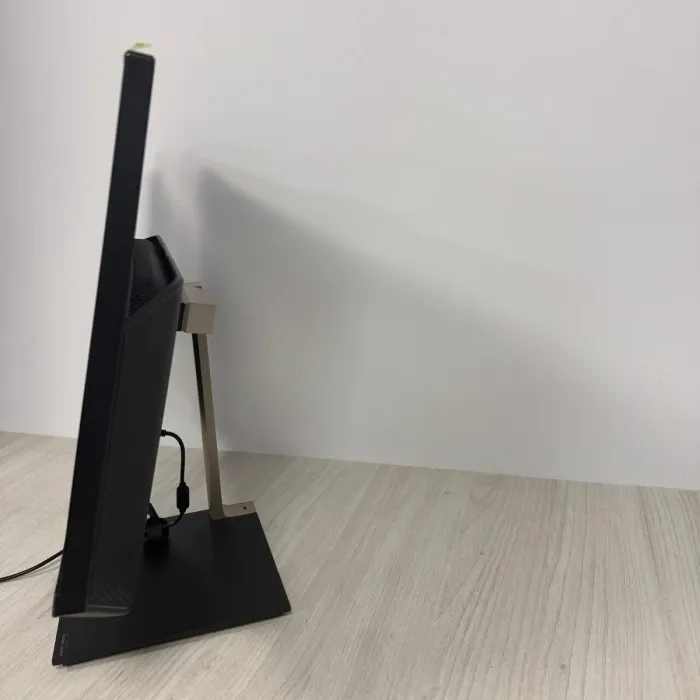 Моноблок Asus Zen AiO F5401WUA / 23,8" (1920x1080) IPS / AMD Ryzen 5 5500U (6 (12) ядер по 2,1 - 4,0 ГГц) / 16 ГБ DDR4 / 512 ГБ SSD / AMD Radeon RX Vega 7 / WebCam б/в - зображення 5