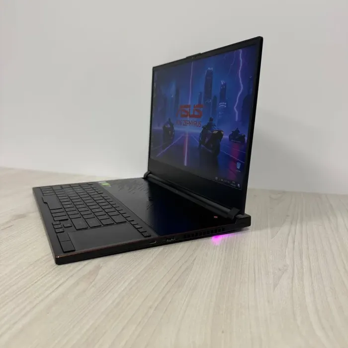Ігровий ноутбук Б-клас Asus ROG Zephyrus S15 GX531GW / 15.6" (1920x1080) IPS / Intel Core i7-8750H (6 (12) ядер по 2.2 - 4.1 GHz) / 16 GB DDR4 / 512 GB SSD NVMe / nVidia GeForce RTX 2070 Max-Q, 8 GB GDDR6, 256-bit / WebCam б/в - зображення 5