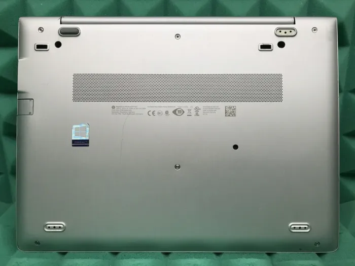 Ультрабук Б-клас HP EliteBook 830 G5 / 13.3" (1920x1080) IPS Touch / Intel Core i7-8650U (4 (8) ядра по 1.9 - 4.2 GHz) / 8 GB DDR4 / 256 GB SSD M.2 / Intel UHD Graphics 620 / WebCam / USB 3.1 / HDMI б/в - зображення 9