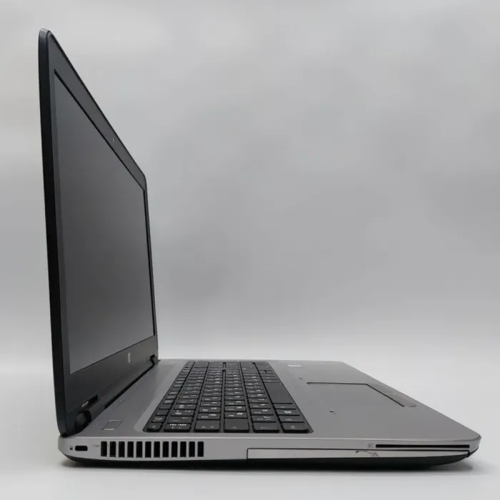 Ноутбук HP ProBook 650 G2 / 15.6" (1920x1080) TN / Intel Core i5-6200U (2 (4) ядра по 2.3 - 2.8 GHz) / 16 GB DDR4 / 256 GB SSD / Intel HD Graphics 520 / WebCam б/в - зображення 4