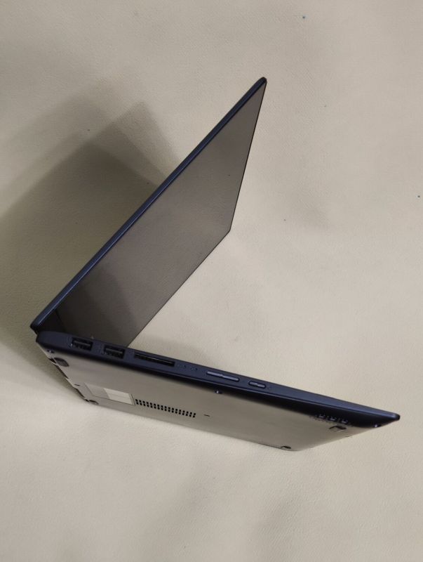 Ноутбук-трансформер Asus Vivobook TP412FA 2-in-1 / 14" (1920x1080) IPS / Intel Core i3-8145U (2 (4) ядер по 2.1 - 3.9 GHz) / 8 GB DDR4 / 256 GB SSD / Intel UHD Graphics / WebCam б/в - зображення 7