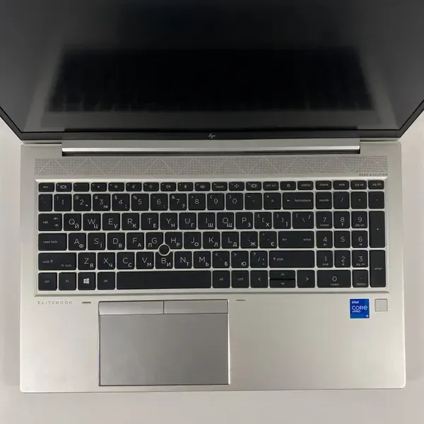 Ультрабук Б-клас HP EliteBook 850 G8 / 15.6" (1920x1080) IPS / Intel Core i5-1145G7 (4 (8) ядра по 2.6 - 4.4 GHz) / 16 GB DDR4 / 512 GB SSD / Intel Iris Xe Graphics / WebCam / TouchID б/в - зображення 3
