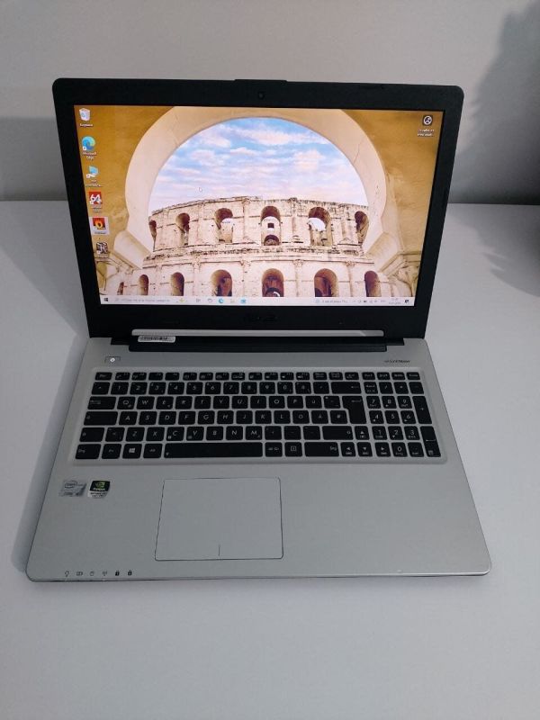 Ноутбук Б-клас Asus K56CM / 15.6" (1366x768) TN / Intel Core i5-3317U (2 (4) ядра по 1.7 - 2.6 GHz) / 12 GB DDR3 / 240 GB SSD / nVidia GeForce GT 635M, 2 GB GDDR3, 128-bit / WebCam / DVD-ROM б/в - изображение 2