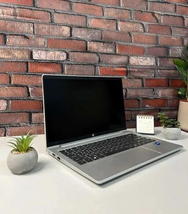 Ультрабук HP ProBook 440 G8 / 14" (1366x768) TN / Intel Core i5-1135G7 (4 (8) ядра по 2.4 - 4.2 GHz) / 16 GB DDR4 / 512 GB SSD / Intel Iris Xe Graphics / WebCam / Win 10 Pro б/в - зображення 8