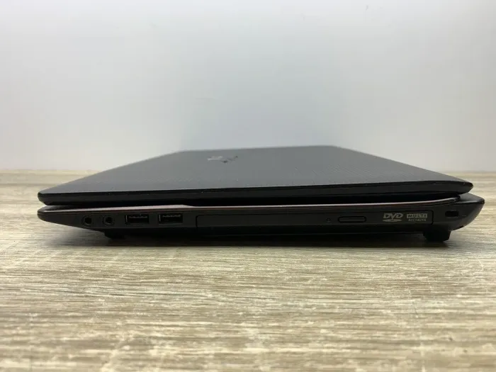 Ноутбук Б-клас Asus X53E / 15.6" (1366x768) TN / Intel Core i5-2520M (2 (4) ядра по 2.5 - 3.2 GHz) / 8 GB DDR3 / 120 GB SSD / Intel HD Graphics 3000 / WebCam / DVD-ROM / Без АКБ б/в - зображення 5