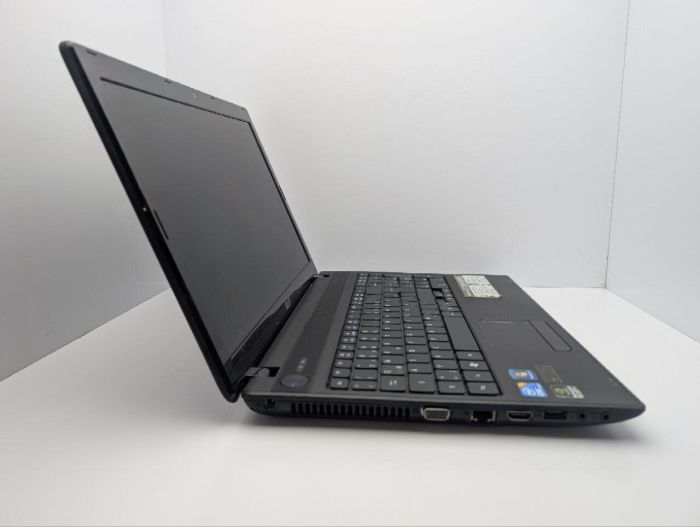 Ноутбук Acer Aspire 5732G / 15.6" (1366x768) TN / Intel Core i5-460M (2 (4) ядра по 2.5 - 2.8 GHz) / 6 GB DDR3 / 500 GB HDD / nVidia GeForce GT 540M, 1 GB GDDR3, 128-bit / WebCam / DVD-ROMб/в - зображення 4
