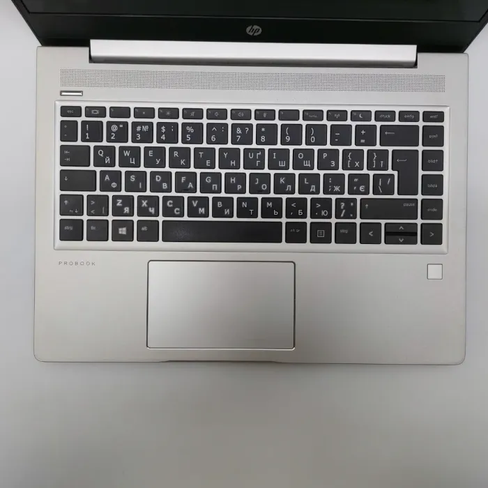 Ультрабук HP ProBook 445 G7 / 14" (1920x1080) IPS / AMD Ryzen 5 4500U (6 ядер по 2.3 - 4.0 GHz) / 16 GB DDR4 / 256 GB SSD / AMD Radeon RX Vega 6 / WebCam / HDMI / Windows 11 Pro б/в - зображення 3