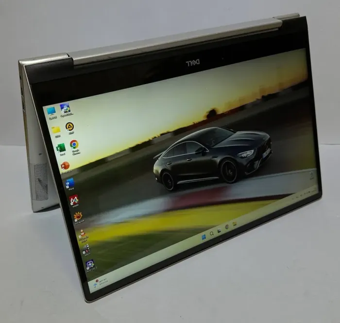 Ноутбук-трансформер Б-клас Dell Inspiron 7791 2n1 / 17.3" (1920x1080) IPS Touch / Intel Core i7-10510U (4 (8) ядра по 1.8 - 4.9 GHz) / 16 GB DDR4 / 512 GB SSD / nVidia GeForce MX250, 2 GB GDDR5, 64-bit / WebCam / HDMI б/в - зображення 9