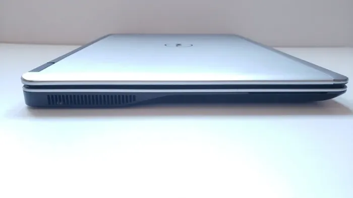 Ультрабук Dell Latitude E7440 / 14" (1920x1080) IPS / Intel Core i7-4600U (2 (4) ядра по 2.1 - 3.3 GHz) / 8 GB DDR3 / 256 GB SSD + 500 GB HDD / Intel HD Graphics 4400 / WebCam б/в - зображення 4