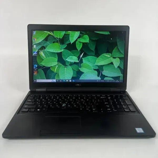 Ноутбук Б-клас Dell Latitude 5591 / 15.6" (1366x768) TN / Intel Core i7-8850H (6 (12) ядра по 2.6 - 4.3 GHz) / 16 GB DDR4 / 256 GB SSD / Intel UHD Graphics 630 / WebCam / HDMI б/в - зображення 2