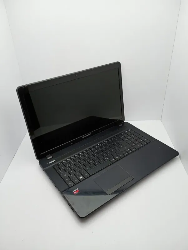 Ноутбук Acer Packard LE69 / 17.3" (1600x900) TN / AMD A4-5000 (4 ядра по 1.5 GHz) / 8 GB DDR3 / 500 GB HDD / AMD Radeon HD 8330 / WebCam б/в - зображення 3