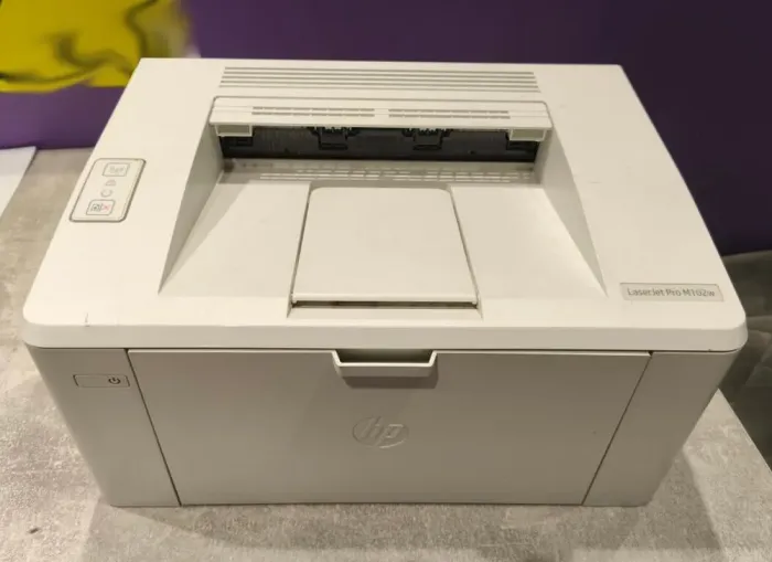 Принтер HP LaserJet Pro M102w / Лазерний монохромний друк / 600x600 dpi / A4 / 23 стор/хв / USB 2.0, WiFi б/в - зображення 3