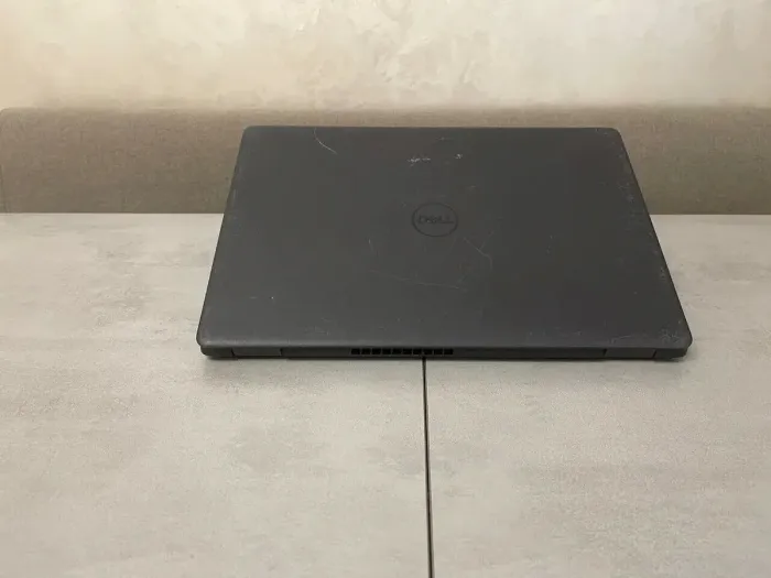 Ноутбук Б-клас Dell Inspiron 3502 / 15.6" (1366x768) TN / Intel Pentium Silver N5030 (4 ядра по 1.1 - 3.1 GHz) / 4 GB DDR4 / 128 GB SSD M.2 / Intel UHD Graphics 605 / WebCam / HDMI б/в - зображення 8