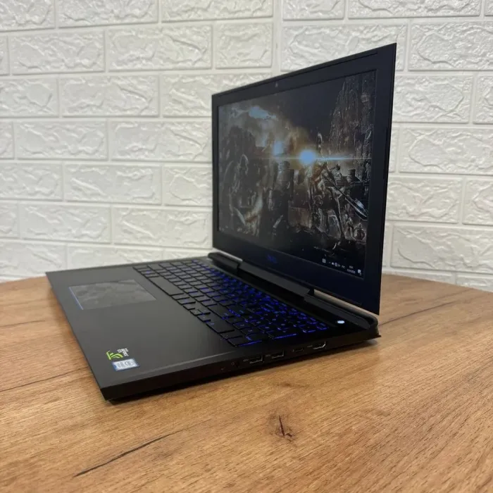 Ігровий ноутбук Б-клас Dell G7 15 7588 / 15.6" (1920x1080) IPS / Intel Core i7-8750H (6 (12) ядер по 2.2 - 4.1 GHz) / 16 GB DDR4 / 128 GB SSD M.2 + 1000 GB HDD / nVidia GeForce GTX 1060 Max-Q, 6 GB GDDR5, 192-bit / WebCam б/в - зображення 5