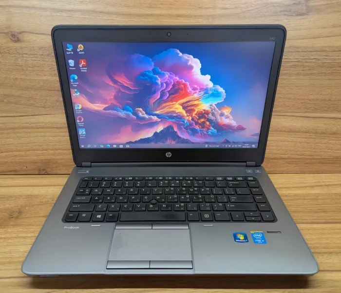 Ноутбук HP ProBook 640 G1 / 14" (1366x768) TN / Intel Core i5-4300M (2 (4) ядра по 2.6 - 3.3 GHz) / 8 GB DDR3 / 240 GB SSD / Intel HD Graphic 4600 / Fingerprint / WebCam / Windows 10 б/в - зображення 2