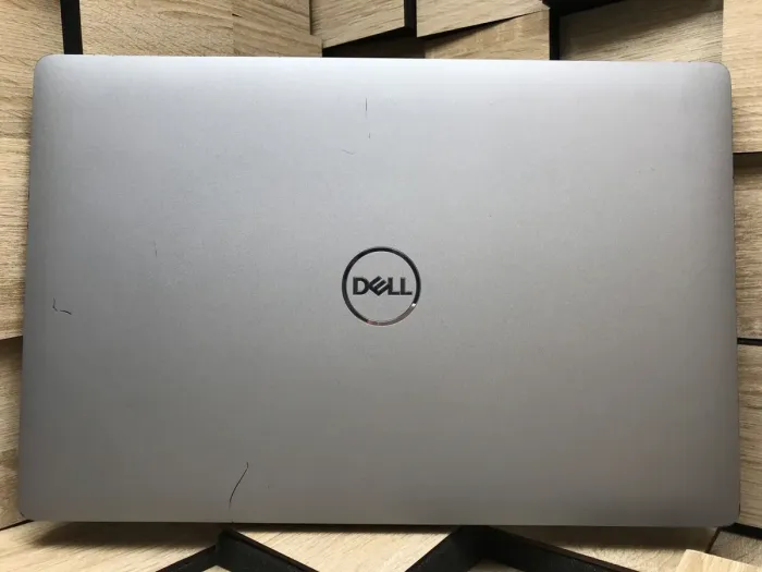 Ноутбук Б-клас Dell Latitude 5511 / 15.6" (1366x768) TN / Intel Core i5-10300H (4 (8) ядра по 2.5 - 4.5 GHz) / 8 GB DDR4 / 256 GB SSD M.2 / Intel UHD Graphics / WebCam / Windows 10 б/в - зображення 8