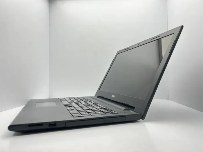 Ноутбук Dell Inspiron 15-3652 / 15.6" (1366x768) TN / Intel Celeron N3060 (2 ядра по 1.6 - 2.48 GHz) / 4 GB DDR3 / 500 GB HDD / Intel HD Graphics / WebCam / Батарея не тримає б/в - зображення 4