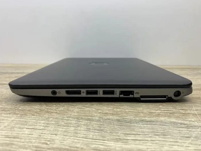 Нетбук Б-клас HP EliteBook 820 G1 / 12.5" (1366x768) TN / Intel Core i5-4200U (2 (4) ядра по 1.6 - 2.6 GHz) / 8 GB DDR3 / 240 GB SSD / Intel HD Graphics 4400 / WebCam / Fingerprint б/в - зображення 5