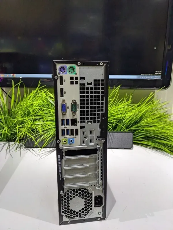 Комп'ютер HP ProDesk 600 G2 SFF / Intel Core i3-6100 (2 (4) ядра по 3.7 GHz) / 16 GB DDR3 / 240 GB SSD / Intel HD Graphics 530 / USB 3.0 / Com-Port б/в - зображення 3