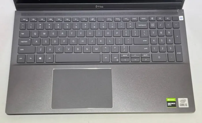 Ігровий ноутбук Dell Vostro 7500 / 15,6" (1920x1080) IPS / Intel Core i5-10300H (4 (8) ядра по 2,5 - 4,5 ГГц) / 16 ГБ DDR4 / 256 ГБ SSD + 256 ГБ SSD / nVidia GeForce GTX 1650, 4 ГБ GDDR5, 128-біт / Веб-камера б/в - зображення 3