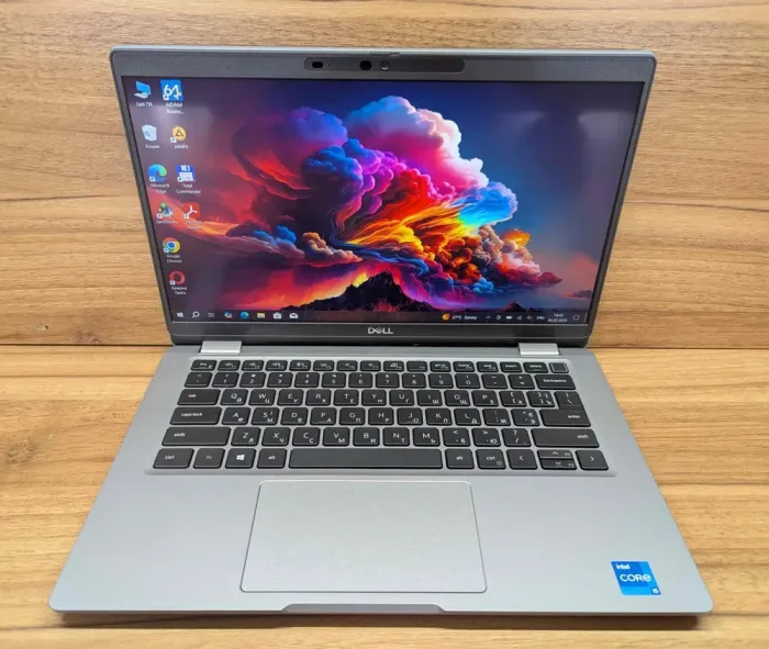 Ультрабук Dell Latitude 5320 / 13.3" (1920x1080) IPS Touch / Intel Core i5-1135G7 (4 (8) ядра по 2.4 - 4.2 GHz) / 16 GB DDR4 / 512 GB SSD / Intel Iris Xe Graphics / WebCam / Fingerprint / Windows 10 б/в - зображення 2