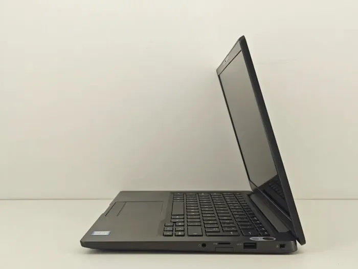 Ультрабук Dell Latitude 7400 / 14" (1920x1080) IPS Touch / Intel Core i5-8365U (4 (8) ядра по 1.6 - 4.1 GHz) / 16 GB DDR4 / 256 GB SSD / Intel UHD Graphics / WebCam б/в - зображення 5