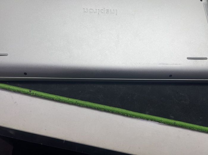 Ігровий ультрабук Б-класу Dell Inspiron 15 7501 / 15,6" (1920x1080) IPS / Intel Core i7-10750H (6 (12) ядер по 2,6 - 5,0 ГГц) / 16 ГБ DDR4 / 240 ГБ SSD / nVidia GeForce GTX 1650, 4 ГБ GDDR6, 128-біт / WebCam б/в - зображення 10