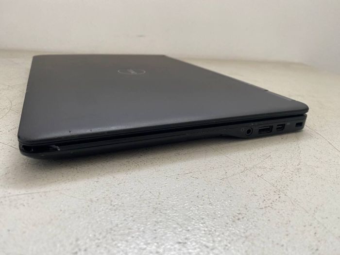 Нетбук Б-клас Dell Latitude E7250 / 12.5" (1366x768) TN / Intel Core i5-5300U (2 (4) ядра по 2.3 - 2.9 GHz) / 8 GB DDR3 / 128 GB SSD / Intel HD Graphics 5500 / WebCam б/в - зображення 7