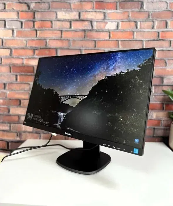 Монітор Philips 243S7EJMB / 24" (1920x1080) IPS / VGA, DisplayPort, HDMI, USB, Audio / VESA 100x100 б/в - зображення 5
