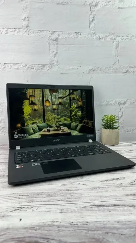 Ультрабук Acer TravelMate P215-41-G2 / 15.6" (1920x1080) IPS / AMD Ryzen 5 Pro 5650U (6 (12) ядер 2.3 - 4.2 GHz) / 8 GB DDR4 / 256 GB SSD / AMD Radeon RX Vega 7 Graphics / WebCam б/в - зображення 2