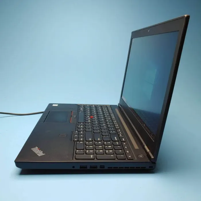 Мобільна робоча станція Б-клас Lenovo ThinkPad P50 / 15.6" (1920x1080) IPS / Intel Core i7-6700HQ (4 (8) ядра по 2.6 - 3.5 GHz) / 16 GB DDR4 / 512 GB SSD / nVidia Quadro M1000M, 4 GB GDDR5, 128-bit / WebCam /Win 10 Pro б/в - зображення 4