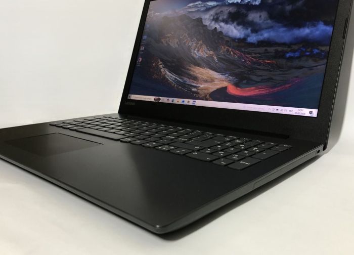 Ноутбук Lenovo IdeaPad 320-15IKB / 15.6" (1920x1080) TN / Intel Core i3-7100U (2 (4) ядра по 2.4 GHz) / 6 GB DDR4 / 256 GB SSD / Intel HD Graphics 620 / WebCam / DVD-ROM / Win 10 Home б/в - зображення 9