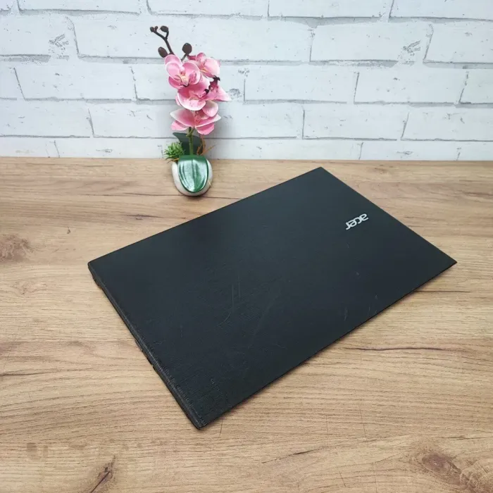 Ноутбук Б-клас Acer Aspire E5-573 / 15.6" (1366x768) TN / Intel Core i3-5005U (2 (4) ядра по 2.0 GHz) / 8 GB DDR3 / 128 GB SSD / Intel HD Graphics 5500 / WebCam / DVD-ROM б/в - зображення 7