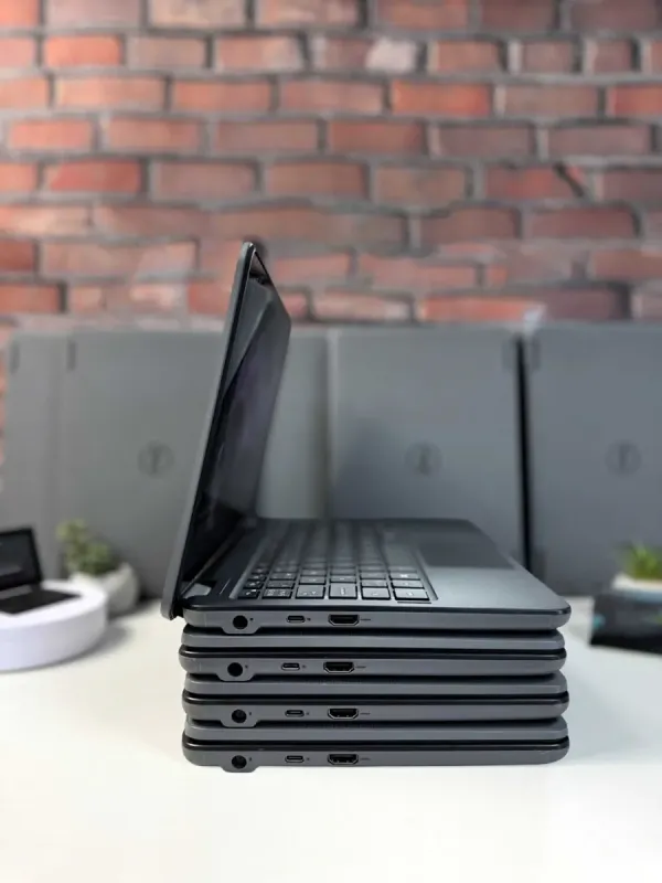 Ноутбук-трансформер Dell Latitude 3120 2-в-1 / 11,6" (1366x768) IPS Touch / Intel Pentium Silver N6000 (4 ядра по 1,1 - 3,3 ГГц) / 4 ГБ DDR4 / 120 ГБ SSD / Intel UHD Graphics / WebCam / Windows 11 б/в - зображення 7