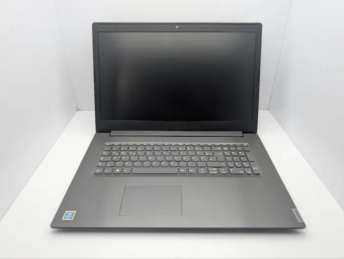 Ноутбук Lenovo V340-17 / 17.3" (1600x900) TN / Intel Pentium Gold 5405U (2 (4) ядра по 2.3 GHz) / 8 GB DDR4 / 120 GB SSD / Intel UHD Graphics / WebCam / DVD-ROM б/в - зображення 3