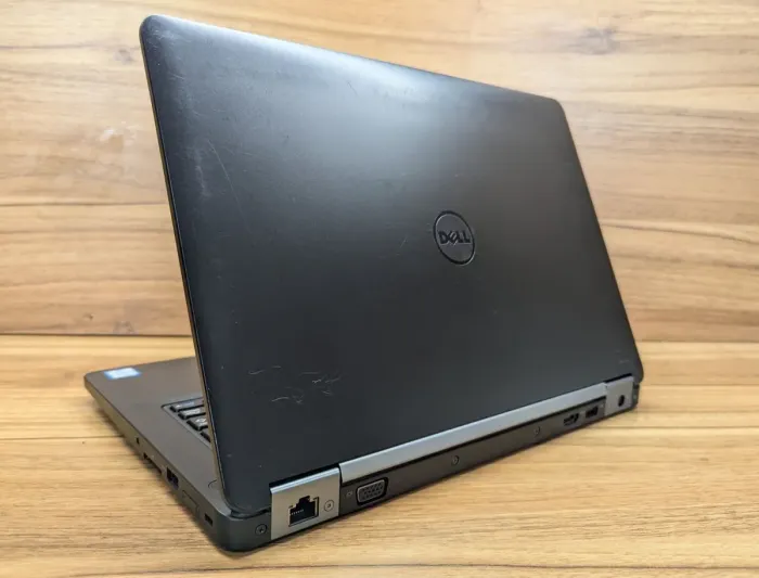 Нетбук Dell Latitude E5270 / 12.5" (1366x768) TN / Intel Core i5-6300U (2 (4) ядра по 2.4 - 3.0 GHz) / 8 GB DDR4 / 240 GB SSD / Intel HD Graphics 520 / WebCam / Windows 10 б/в - зображення 6