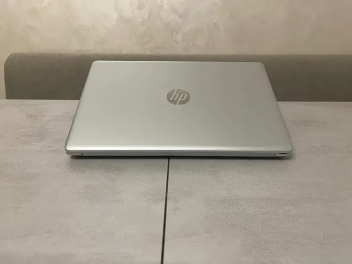 Ноутбук Б-класс HP Pavilion 15-da0073wm / 15.6" TN Touch / Intel Core i7-8550U (4(8) ядра по 1.8-4 GHz) / 8GB DDR4 / 256GB SSD M.2 / UHD Graphics 620 / WebCam / DVD-RW / HDMI б/в - зображення 7