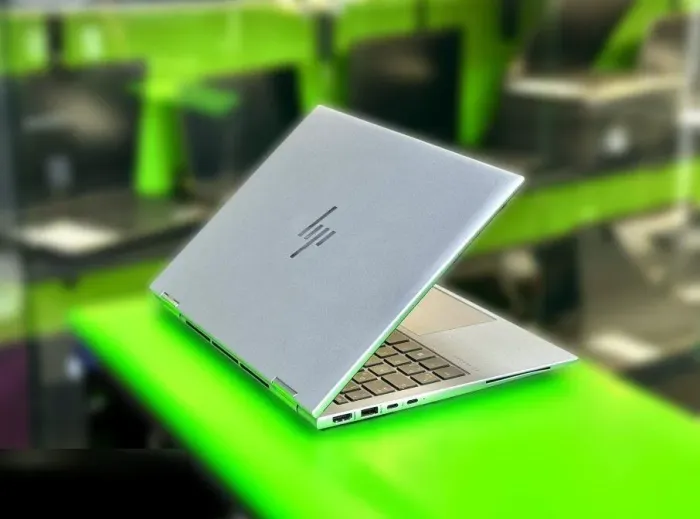 Ультрабук-трансформер HP EliteBook x360 830 G9 / 13.3" (1920x1200) IPS Touch / Intel Core i7-1265U (10 (12) ядер по 1.8 - 4.8 GHz) / 16 GB DDR5 / 512 GB SSD M.2 / Intel Iris Xe Graphics / WebCam / Win 11 Pro б/в - зображення 3