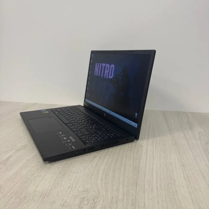 Ігровий ноутбук Aser Nitro V15 ANV15-51 / 15,6" (1920x1080) IPS / Intel Core i5-13420H (8 (12) ядер по 3,4 - 4,6 ГГц) / 16 ГБ DDR5 / 512 ГБ SSD / nVidia GeForce RTX 4050, 6 ГБ GDDR6, 96-біт / Веб-камера б/в - зображення 5