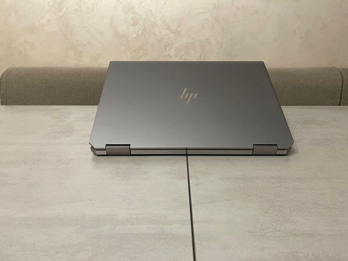 Мобільна робоча станція-трансформер HP ZBook Studio x360 G5 / 15,6" (3840x2160) IPS Touch / Intel Core i9-8950HK (6 (12) ядра по 2.9 - 4.8 GHz) / 16 GB DDR4 / 256 GB SSD M.2 / nVidia Quadro P2000, 4 GB GDDR5, 128-bit / WebCam б/в - зображення 9