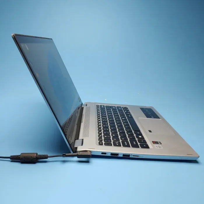 Ноутбук-трансформер Б-клас Acer Spin 3 SP314-54N / 14" (1920x1080) IPS Touch / Intel Core i5-1035G4 (4 (8) ядра по 1.1 - 3.7 GHz) / 8 GB DDR4 / 256 GB SSD / Intel Iris Plus Graphics / WebCam / Win 11 Home б/в - зображення 3