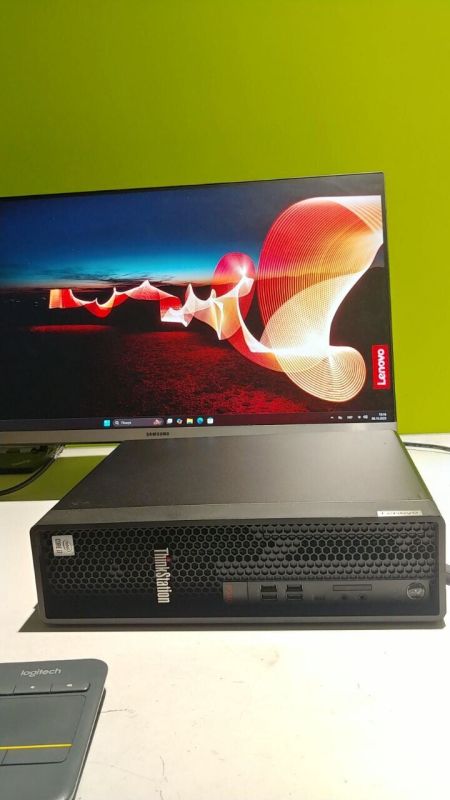 Комп'ютер класу B Lenovo ThinkStation P340 SFF / Intel Xeon W-1250 (6 (12) ядер по 3,3 - 4,7 ГГц) / 16 ГБ DDR4 / 256 ГБ SSD / Intel UHD Graphics P630 / COM-порт / DisplayPort б/в - зображення 11