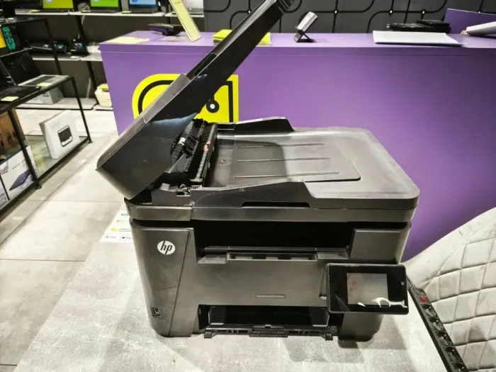 БФП HP LaserJet Pro MFP M225dw / Лазерний монохромний друк / 600x600 dpi / A4 / 25 стор. хв / USB 2.0, Ethernet, Wi-Fi / Duplex б/в - зображення 4