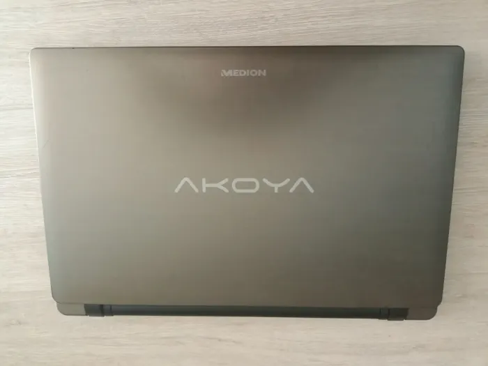Ноутбук Medion Akoya E6240 / 15.6" (1366x768) TN / Intel Pentium N3540 (4 ядра по 2.16 - 2.66 GHz) / 4 GB DDR3 / 128 GB SSD / Intel HD Graphics / WebCam / DVD-ROM б/в - зображення 7