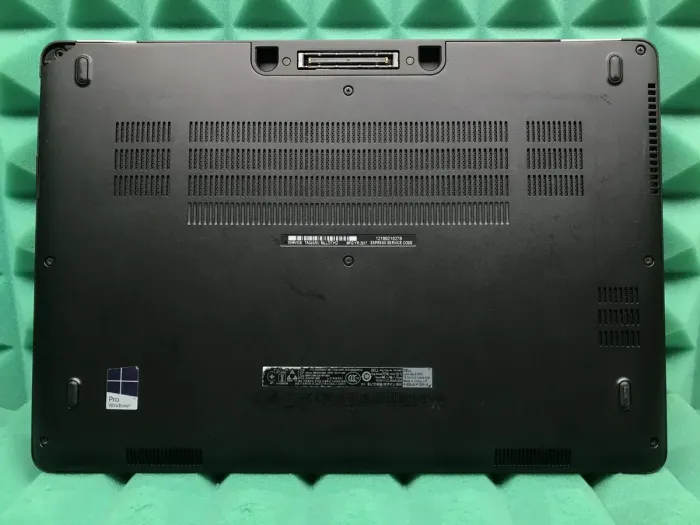 Ультрабук Б-класс Dell Latitude E7470 / 14" TN / Intel Core i5-6300U (2(4) ядра по 2.4-3 GHz) / 8GB DDR4 / 128GB SSD M.2 / HD Graphics 520 / WebCam / USB 3.0 / HDMI / miniDP / Win 10 б/в - зображення 9